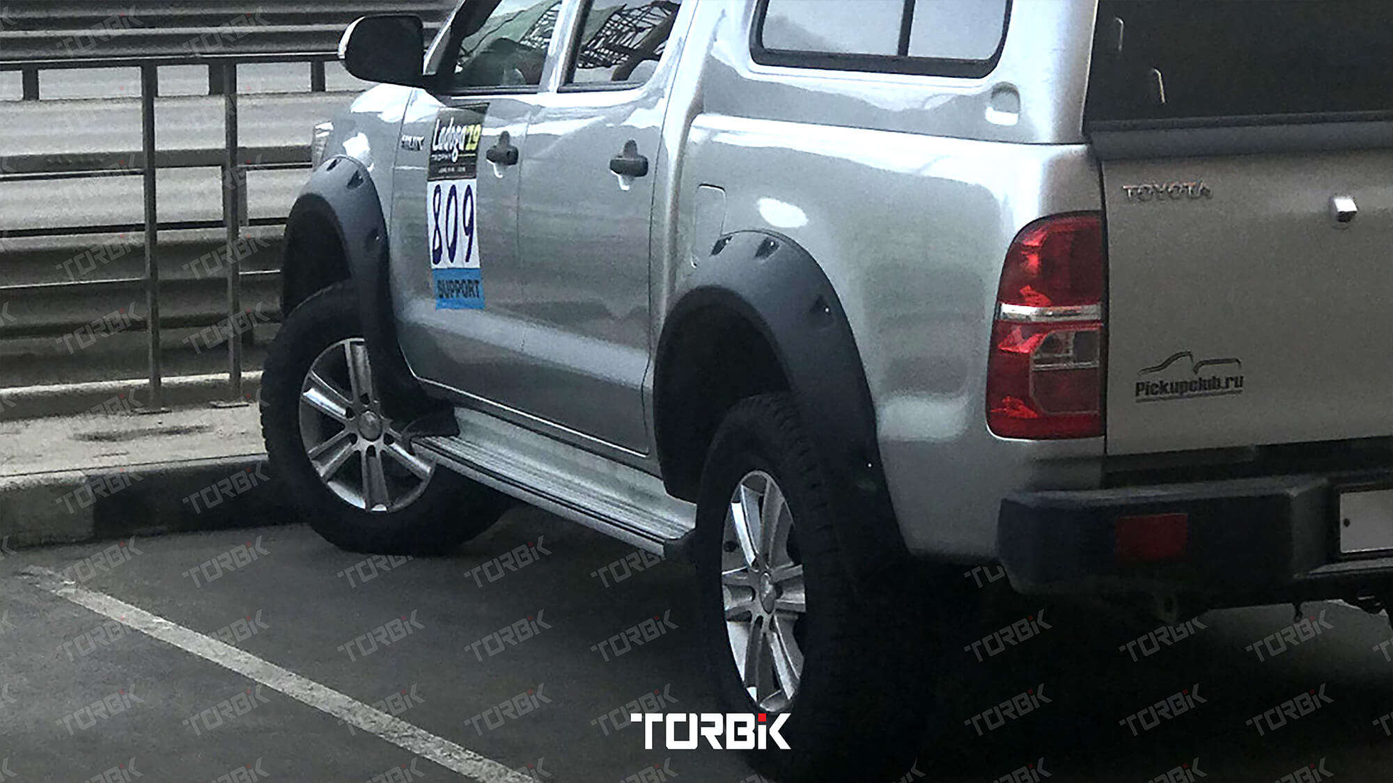 Расширители арок Torbik на Toyota Hilux 7